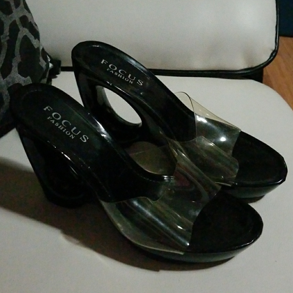 WEDGES BLACK COLOR/CLEAR 7.5 GREAT CONDITI…